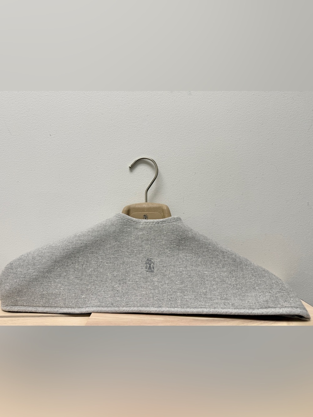 Brunello Cucinelli  Hanger Beige Gray Padded Heavy Duty (SAR43)